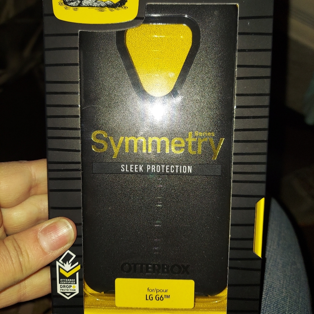 NWT BRAND NEW OTTERBOX